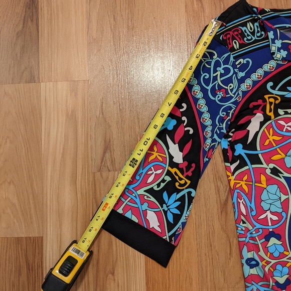 Abstract Fun Print Shift Dress - Picture 6 of 6